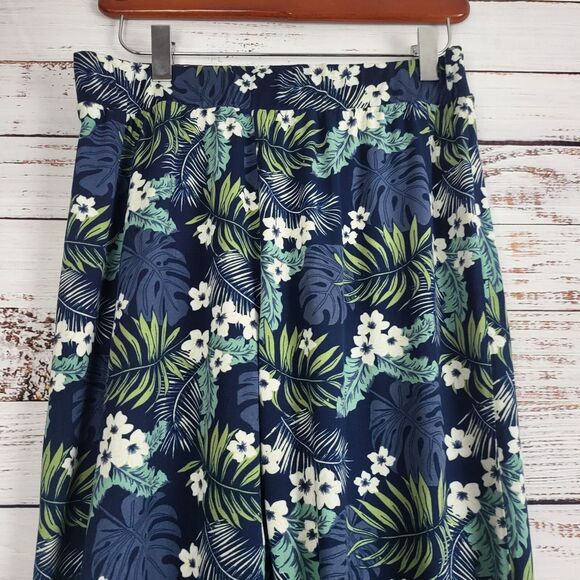 Tommy Bahama Pajama Capri M Womens Blue Tropical Print Soft Pull On Cuffed - Picture 2 of 7